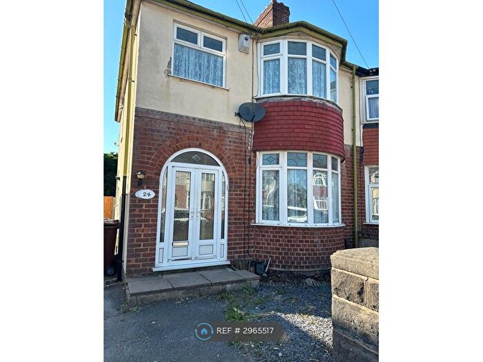 3 Bedroom Semi-Detached House To Rent In Victory Avenue, Wednesbury, WS10