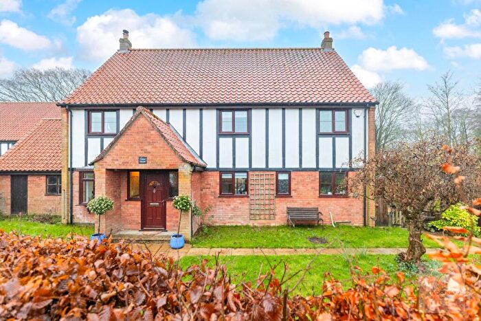 4 Bedroom Detached House For Sale In Horsefen Road, Ludham, Great Yarmouth, Norfolk, NR29