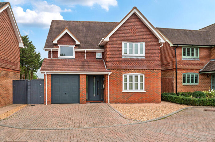 4 Bedroom Detached House For Sale In The Green, Frimley Green, Camberley, Surrey, GU16