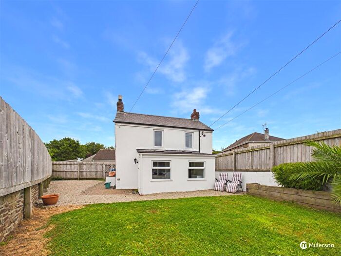 2 Bedroom Property For Sale In Marsh Lane, Hayle, TR27