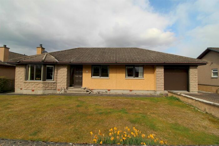 3 Bedroom Detached Bungalow For Sale In Croyard Drive, Beauly, IV4
