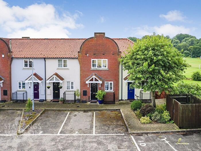 3 Bedroom Town House For Sale In Magdalen Court, Eye, IP23