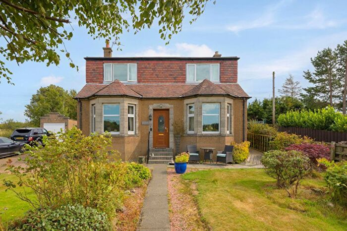 3 Bedroom Detached House For Sale In Cowdenbeath, KY4