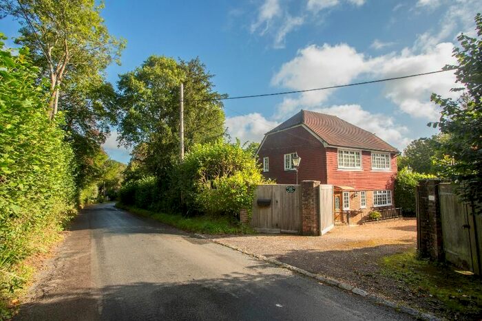 3 Bedroom Detached House For Sale In New Pond Hill, Heathfield, East Sussex, TN21