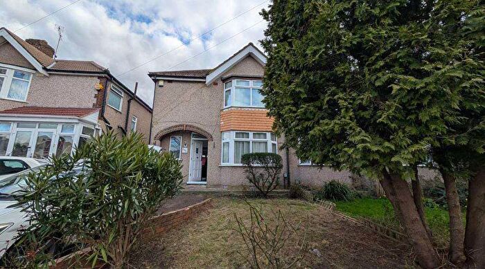 3 Bedroom Semi-Detached House To Rent In Somervell Road, Harrow, HA2