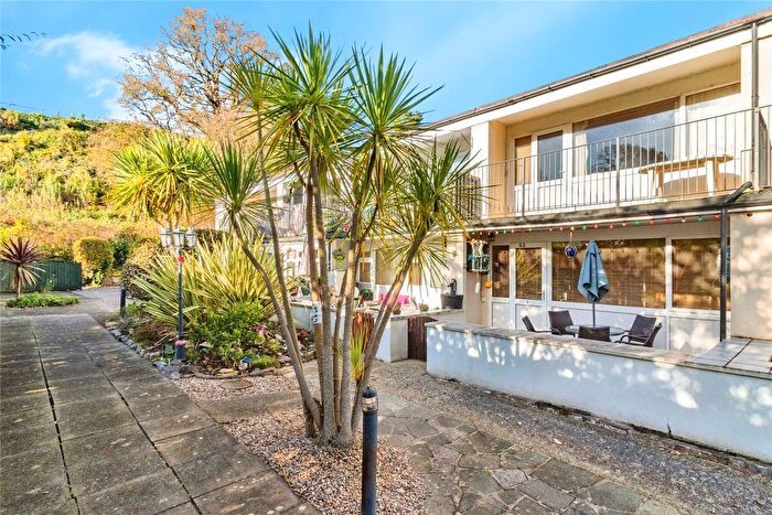 2 Bedroom Flat For Sale In Dawlish Warren, Dawlish, Devon, EX7