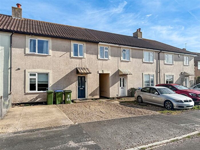 3 Bedroom Terraced House For Sale In Kenwood Road, Portchester, PO16