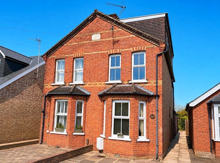 4 Bedroom Semi-Detached House For Sale In Wendover Road, Staines-Upon-Thames, Surrey, TW18