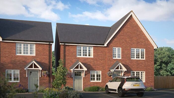 2 Bedroom Semi Detached House For Sale In Lower Broadheath, Worcester, WR2