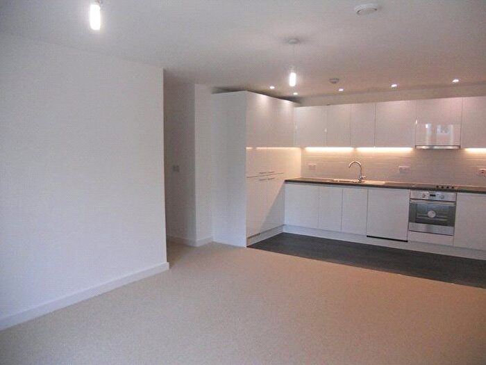 2 Bedroom Flat To Rent In Nobel House, Queensway, Redhill, Surrey, RH1