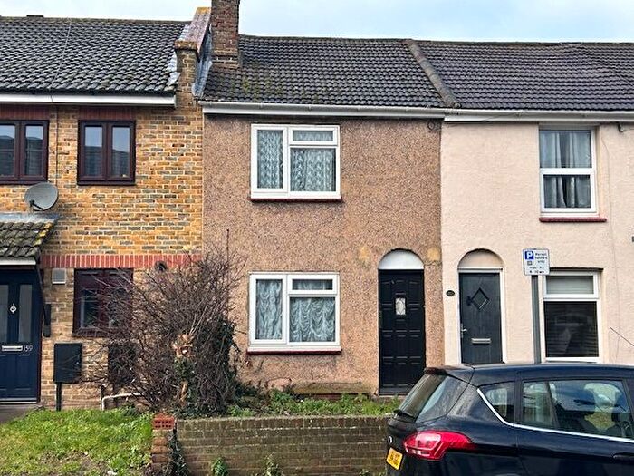 3 Bedroom Property To Rent In Station Road, Rainham, Gillingham, ME8