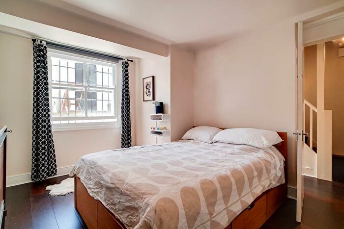 2 Bedroom Apartment To Rent In East India Dock Road London, E14