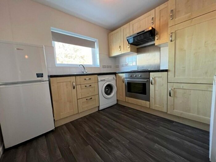 1 Bedroom Flat To Rent In Stirling Close, Stevenage, SG2