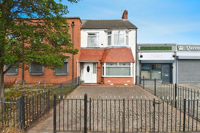 3 Bedroom Terraced House For Sale In Hessle Road, Hull, HU4
