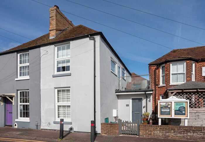 2 Bedroom Semi Detached House For Sale In Mount Street, Hythe, CT21