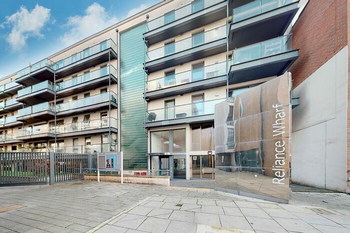 2 Bedroom Flat To Rent In Reliance Wharf, Hertford Road, London, N1