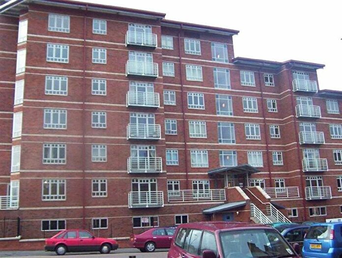 2 Bedroom Apartment To Rent In Osbourne House, Queen Victoria Road, Coventry, West Midlands, CV1