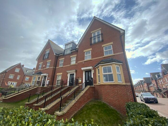 3 Bedroom End Of Terrace House To Rent In Tollemache Walk, Felixstowe, Suffolk, IP11