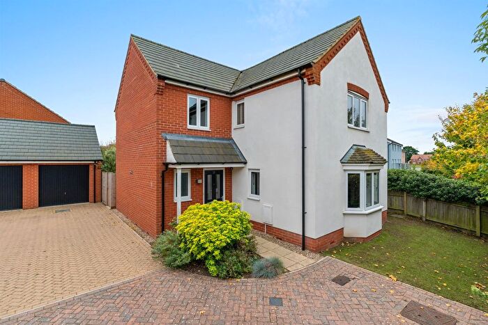 4 Bedroom Detached House For Sale In Lavender Drive, Cringleford, NR4