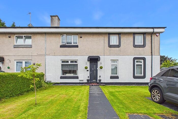 3 Bedroom Flat To Rent In Shafton Place, Glasgow, G13