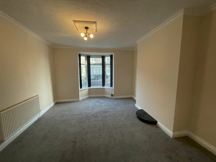 3 Bedroom End Of Terrace House To Rent In Collingwood St, Coundon, Durham, DL14