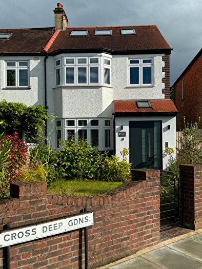4 Bedroom Semi-Detached House To Rent In Cross Deep Gardens, Twickenham, TW1