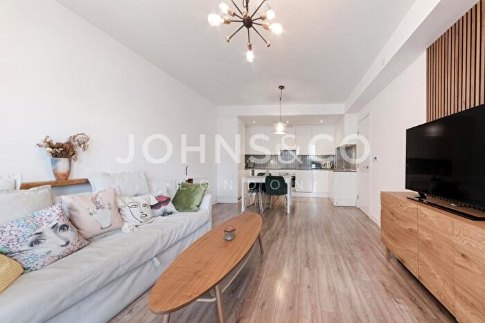 2 Bedroom Apartment For Sale In Charles Darwin House, Minnie Baldock Street, E16