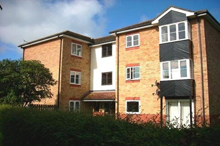 1 Bedroom Flat To Rent In Tamarin Gardens, Cherry Hinton, Cambridge, CB1
