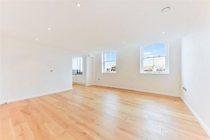 2 Bedroom Flat For Sale In Goldleaf Apartments, - Goldhawk Road, London, W12