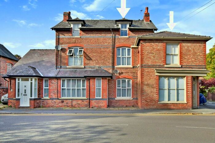 2 Bedroom Terraced House To Rent In Gravel Lane, Wilmslow, Cheshire, SK9