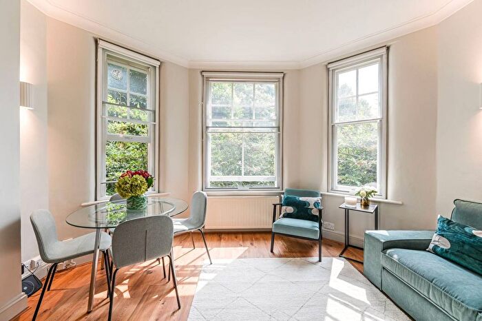 2 Bedroom Flat To Rent In Kings Road, Chelsea, London, SW3