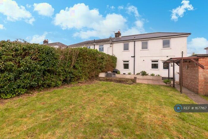 3 Bedroom Semi-Detached House To Rent In Riverleaze, Bristol, BS9