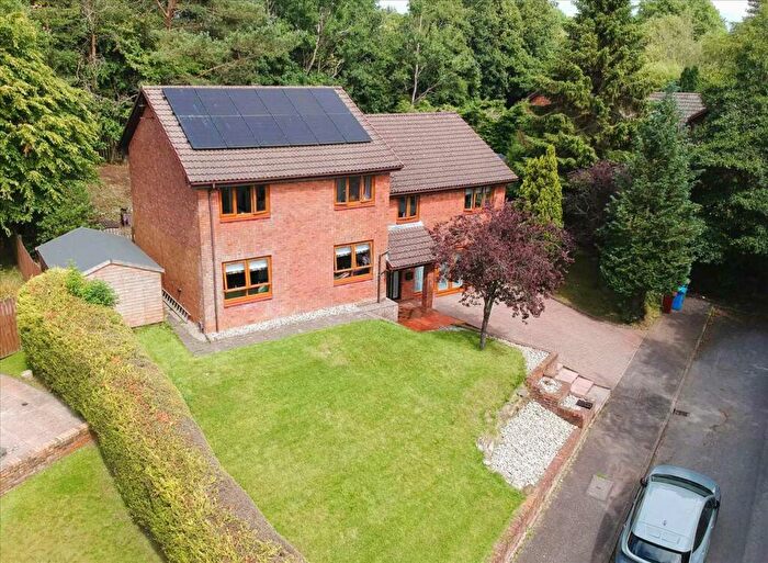 5 Bedroom Detached House For Sale In MacKenzie Gardens, Stewartfield, East Kilbride, G74