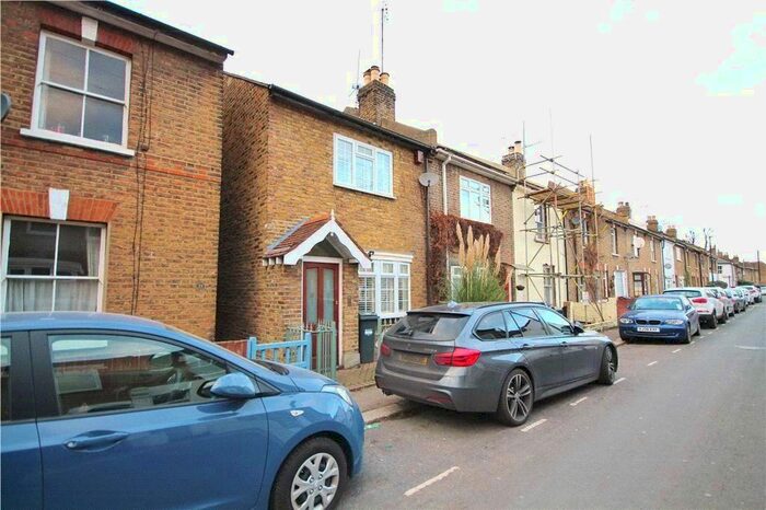 3 Bedroom Terraced House To Rent In Enfield Road, Brentford, TW8
