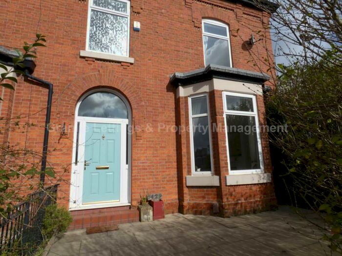4 Bedroom End Of Terrace House To Rent In Ashton Old Road, Manchester, M11