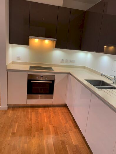 2 Bedroom Flat To Rent In Napa Close, East Village E20
