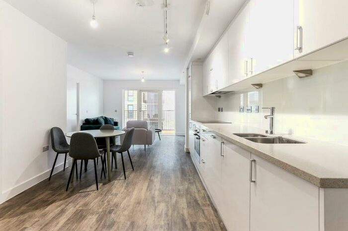 1 Bedroom Apartment To Rent In Newham London, E16