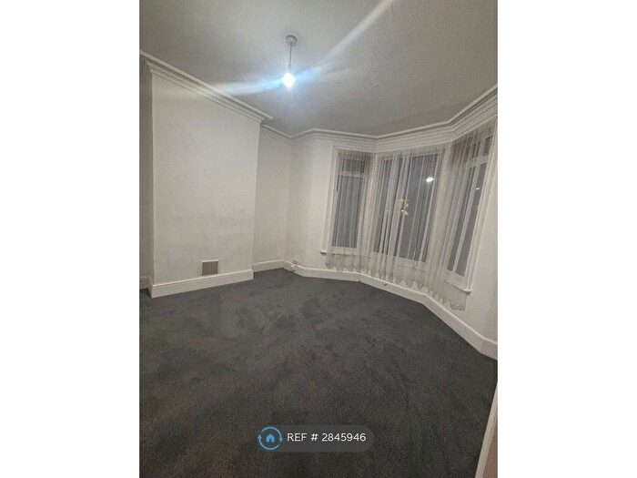 3 Bedroom Terraced House To Rent In Barton Road, Dover, CT16