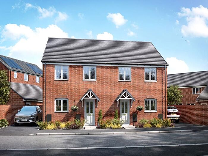 3 Bedroom Semi-Detached House For Sale In Axten Ave, London Road, Lichfield, WS14