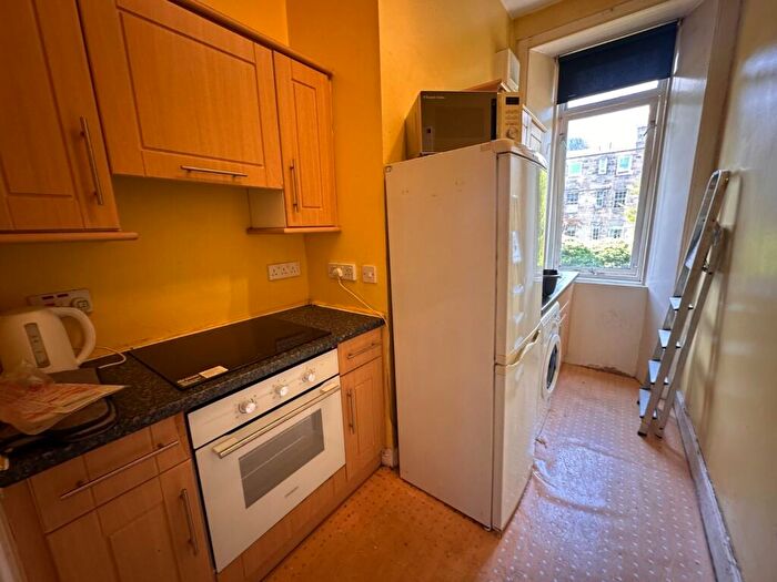 3 Bedroom Flat To Rent In Easter Road, Edinburgh, EH6