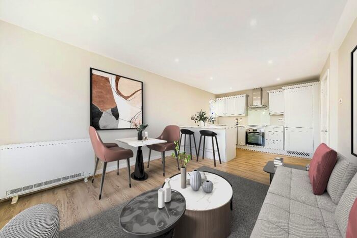 1 Bedroom Apartment For Sale In Cobham Gate, Freelands Road, Cobham, KT11