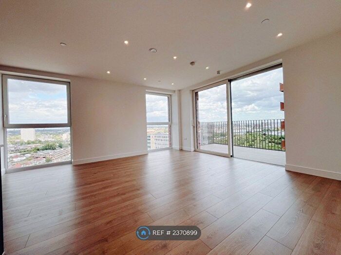 2 Bedroom Flat To Rent In Waterview House, London, HA0