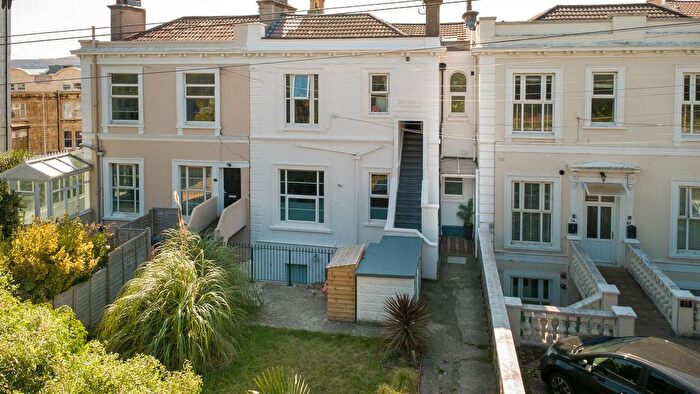 3 Bedroom Flat For Sale In Upper Kewstoke Road, Weston-Super-Mare, BS23