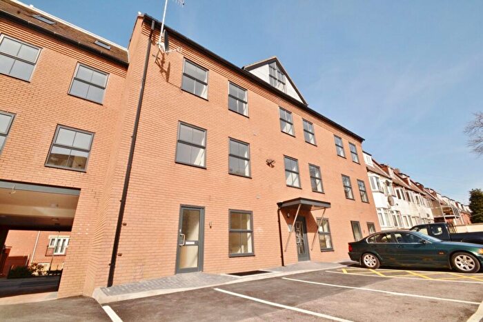 1 Bedroom Maisonette To Rent In Bournemouth, BH2