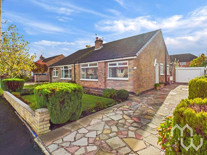 2 Bedroom Semi-Detached Bungalow For Sale In Kentmere Drive, Longton, PR4