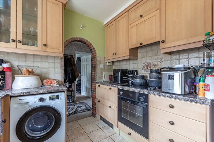 2 Bedroom Bungalow For Sale In Sanway Road, Byfleet, West Byfleet, Surrey, KT14