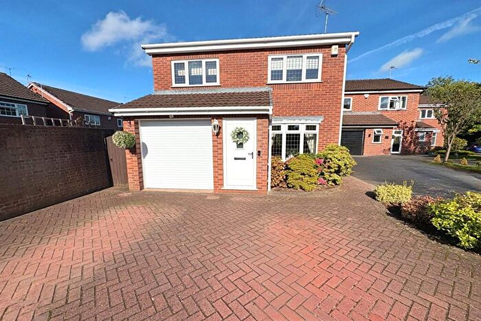 3 Bedroom Detached House For Sale In Troon Close, Holmes Chapel, CW4