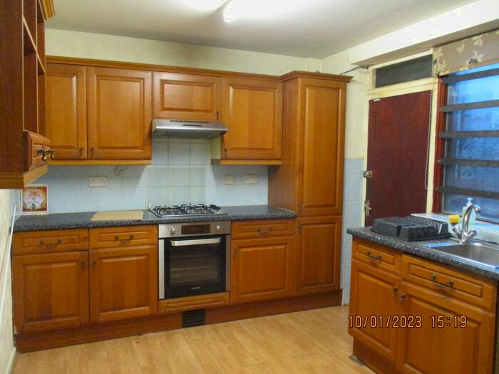 2 Bedroom Flat To Rent In Memorial Road, Worsley, M28
