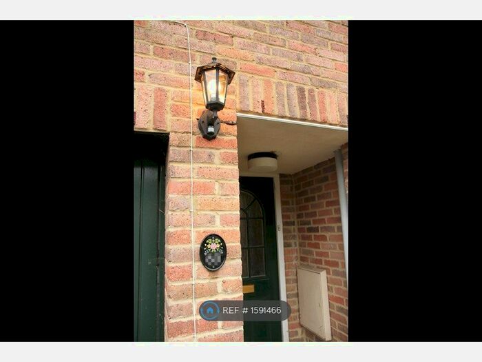 1 Bedroom End Of Terrace House To Rent In The Bramblings, Bicester, OX26