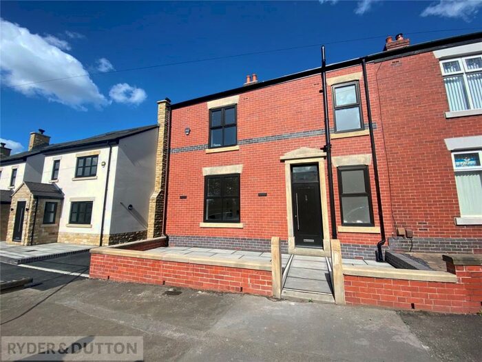 3 Bedroom End Of Terrace House To Rent In Shaw Road, Thornham, Rochdale, OL16